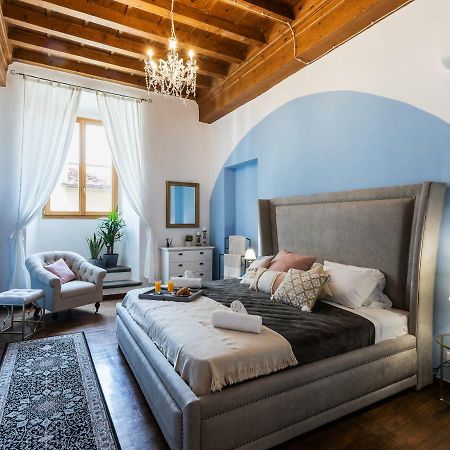 Historic Center Palace - Huge 4 Bedrooms Santa Croce Apartment - By LikehomeFlorenţa Exterior foto